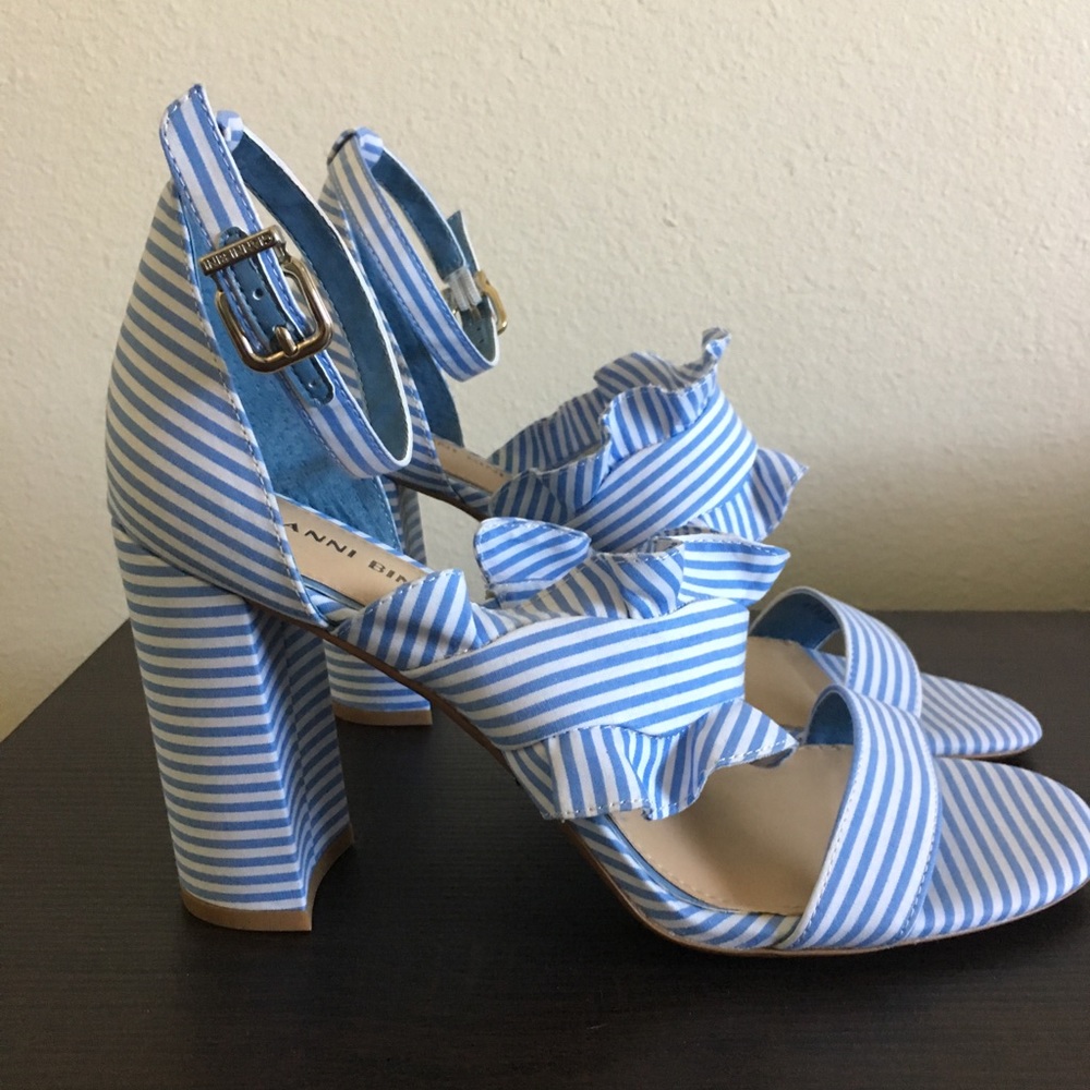 Gianni Bini white & blue striped sandal